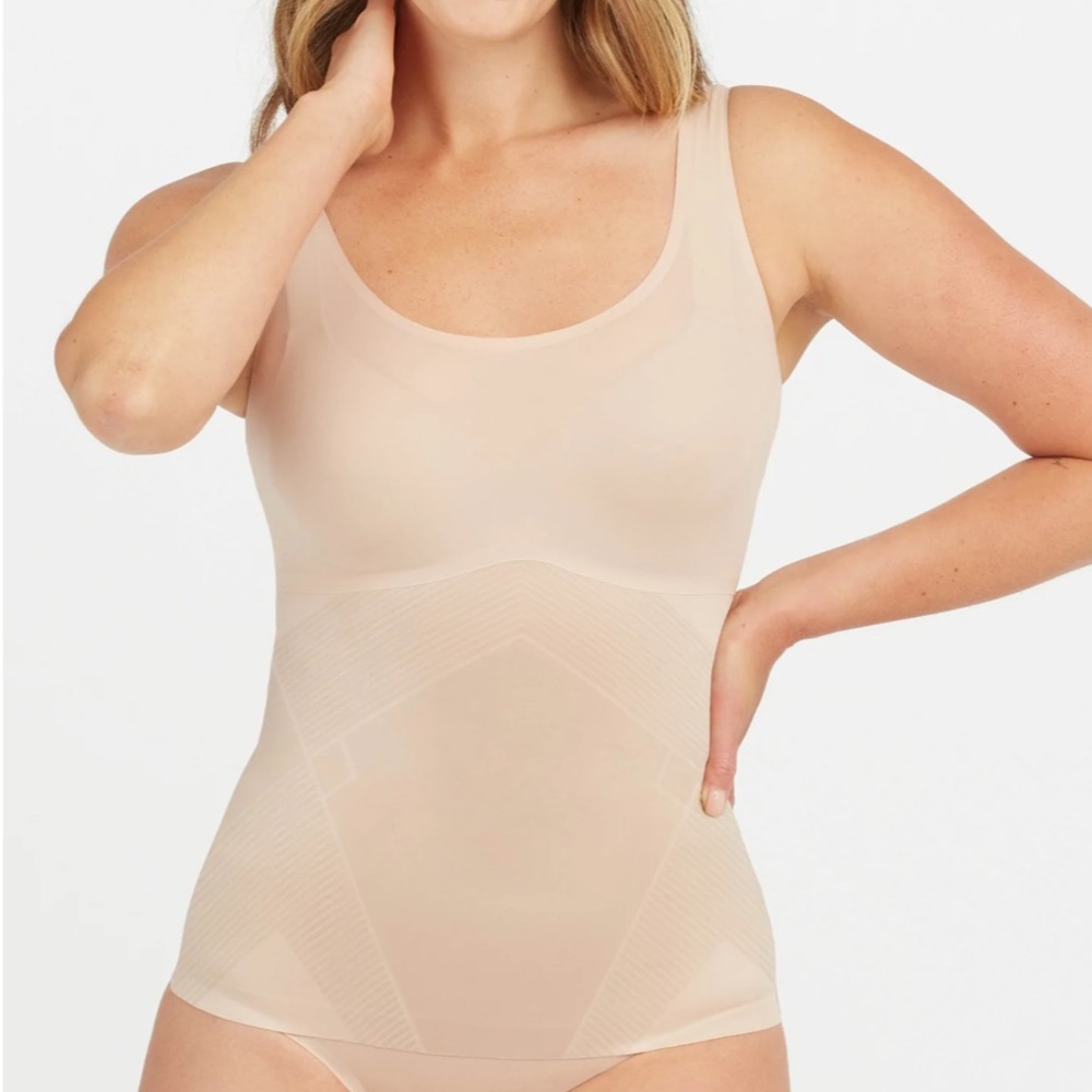 SPANX Thinstincts 2.0 tank size medium NWT